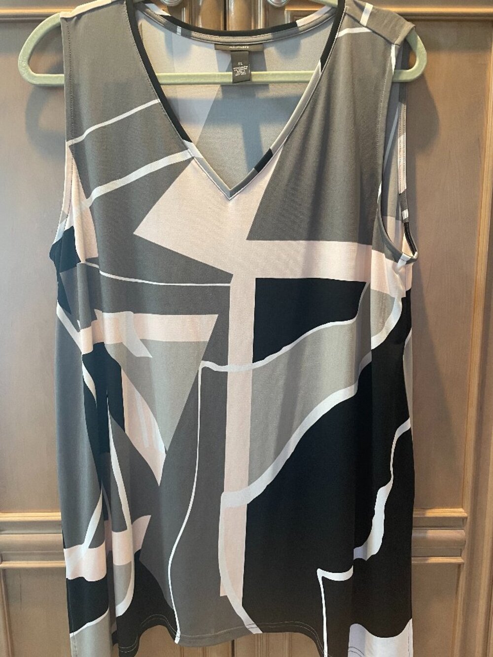 Women's Sleeveless Tunic Blouse